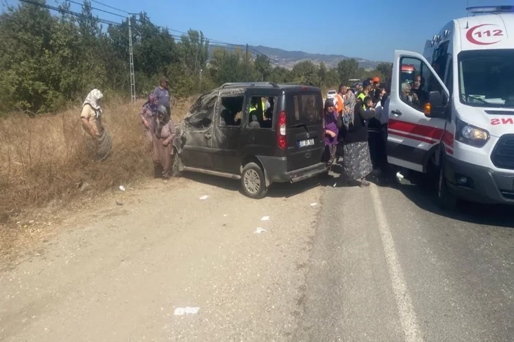 Kastamonu'da feci kaza: Otomobil takla attı haberinin görseli