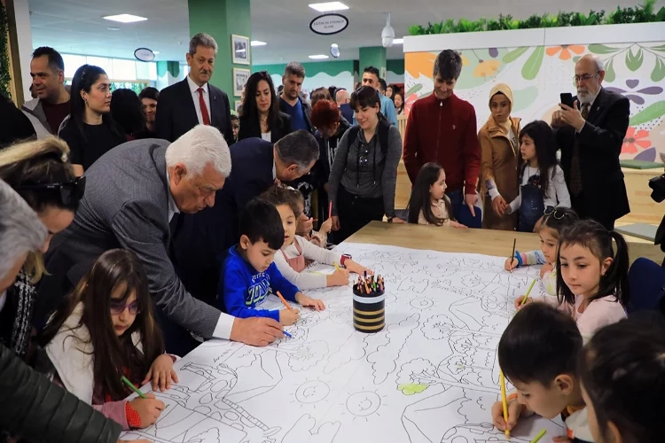 Muğla'daki oyuncak kütüphanesi çocukların uğrak noktası   haberinin görseli