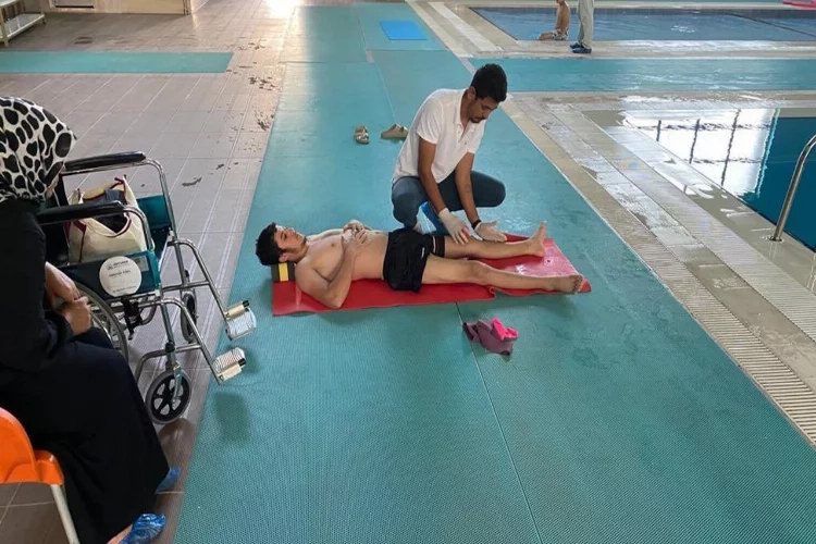 Adıyaman'da depremzedelerin yaraları sarılıyor haberinin görseli