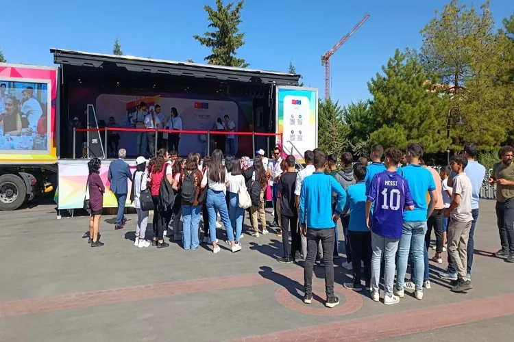 'İŞKUR Yol Arkadaşım' kampanya tırı Bursa'ya geliyor