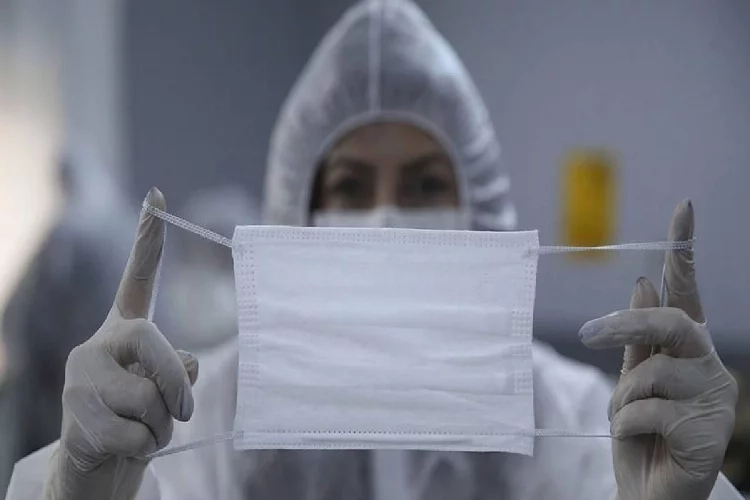 İspanya'ya maske kullanımı geri mi geliyor? haberinin görseli