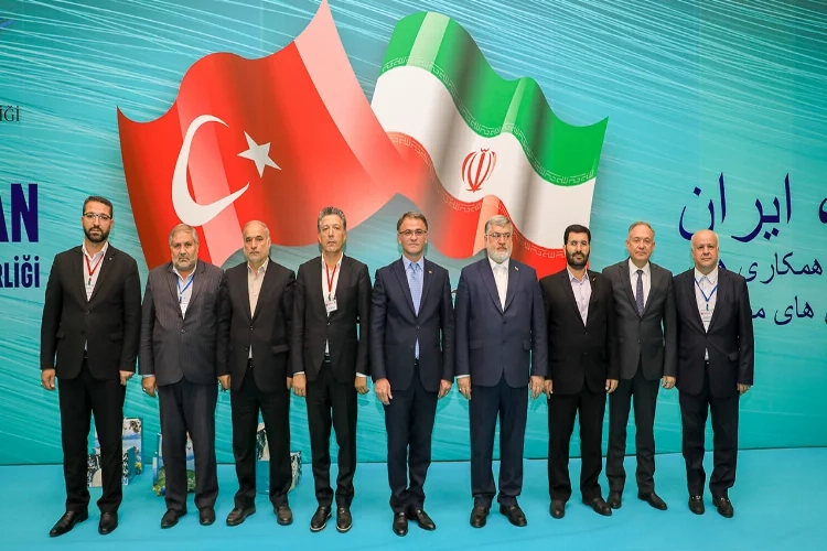 Türkiye-İran arasında mutabakat imzalandı haberinin görseli