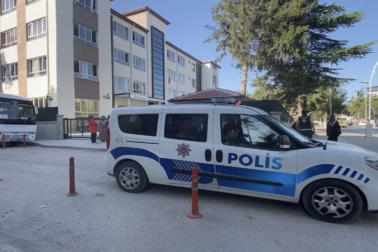 Burdur’da kavga: Servis şoförleri birbirine girdi! haberinin görseli