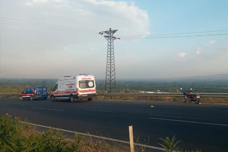 Motosikletten düşen genç başka bir aracın çarpması ile öldü haberinin görseli