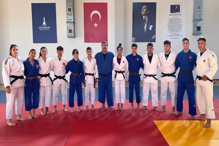 Yunusemreli judocuların İzmir kampı başladı haberinin görseli
