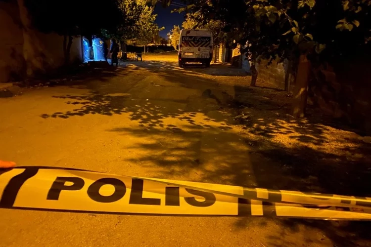 Adana'da nişanlısının babasıyla çatışan genç vuruldu haberinin görseli