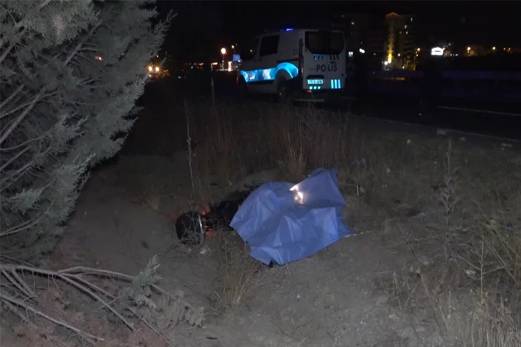 Kırıkkale'de feci kaza: Virajı alamayan motosiklet şarampole uçtu haberinin görseli
