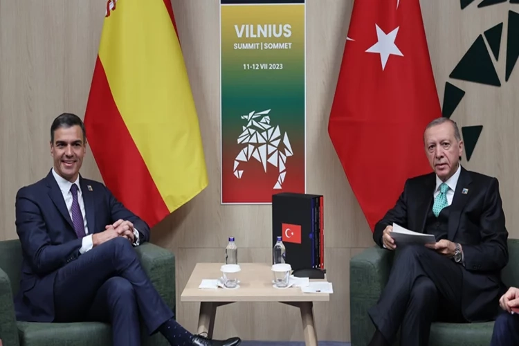 Cumhurbaşkanı Erdoğan, İspanya Başbakanı Sanchez ile görüştü haberinin görseli