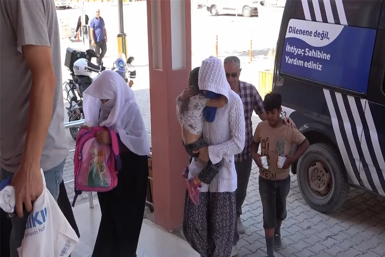Elazığ’da dilenci operasyonu: İnsanları okul çantalarıyla suistimal ettiler haberinin görseli