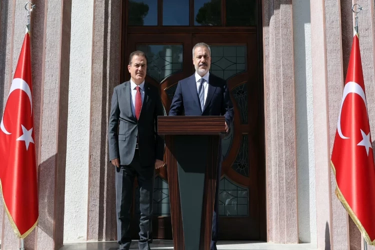 Diplomasimizin görevi, dostları arttırmak, düşmanlarımızın sayısı azaltmak haberinin görseli