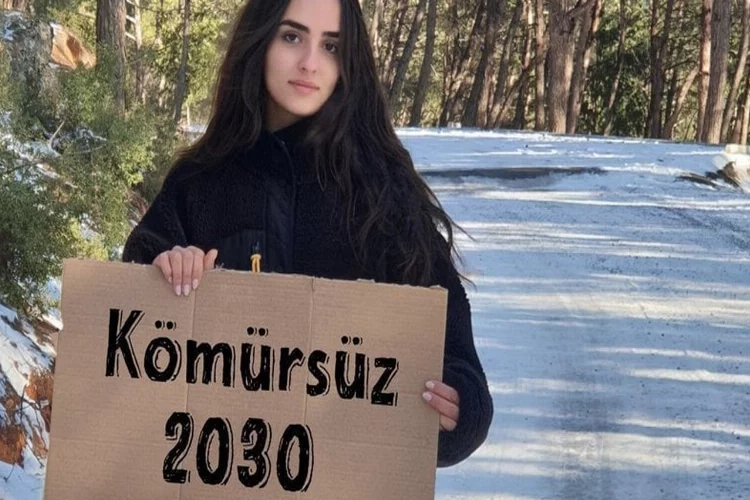 Aktivist gençlerden karbonsuz gelecek için çağrı