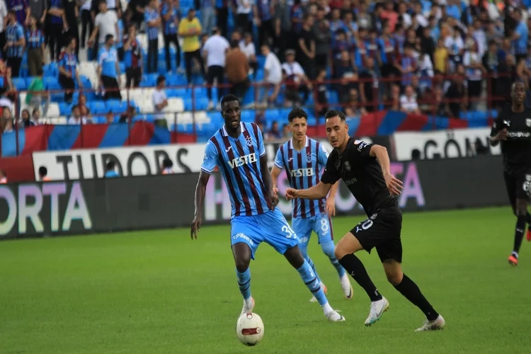 Trabzonspor'da galibiyet sevinci haberinin görseli
