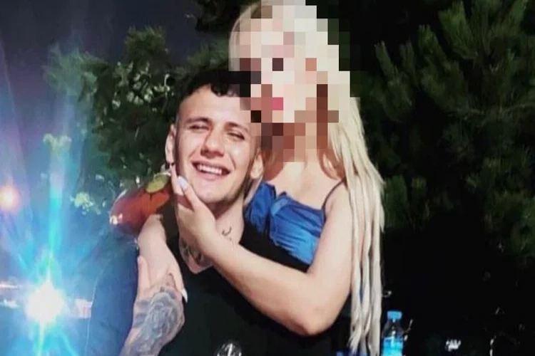 İzmir'de feci kaza: Erkek arkadaşını vurdu haberinin görseli