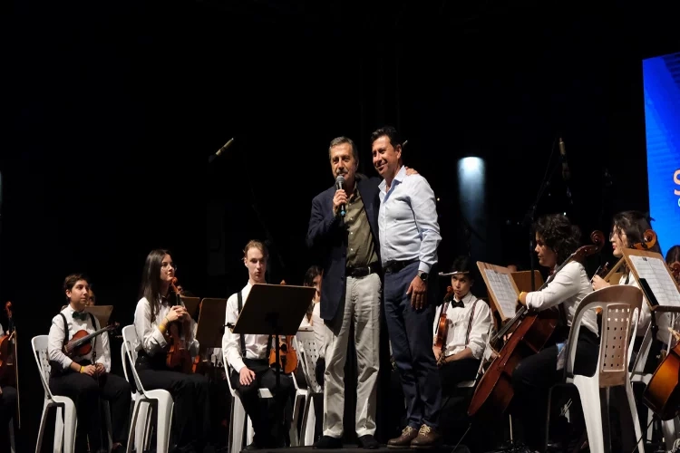 Bodrum'da Çocuk Senfoni Orkestrası'na yoğun ilgi haberinin görseli