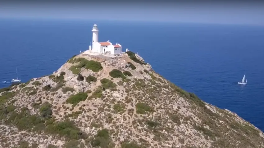 deveboynu feneri