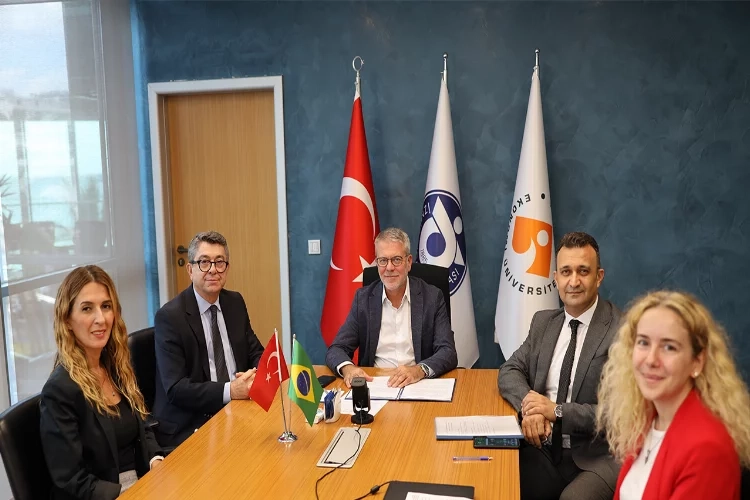 İZTO'dan iki ülkeyi birleştiren anlaşma haberinin görseli