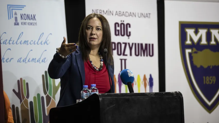 nazlı kayı1