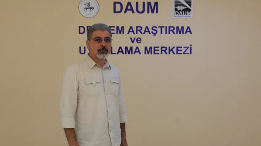 Prof. Dr. Hasan Sözbilir1