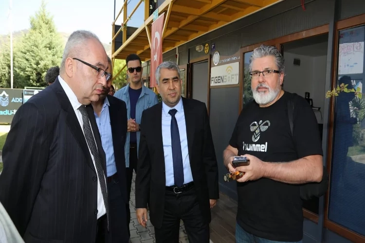 ADÜ Rektörü Kent’ten Teknokent’e ziyaret haberinin görseli