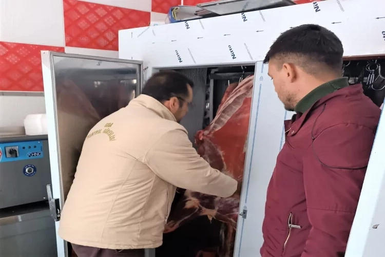 Afyonkarahisar'da kasaplara denetim haberinin görseli