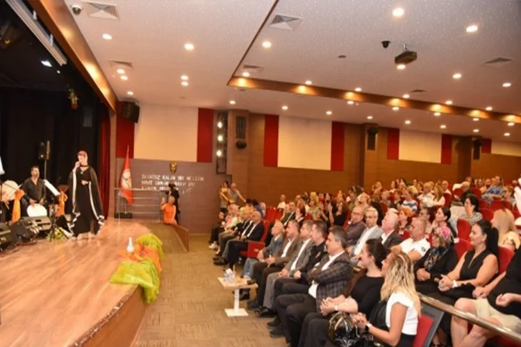 Karşıyaka’da Mevlid-İ Nebi Haftası kutlanıyor haberinin görseli