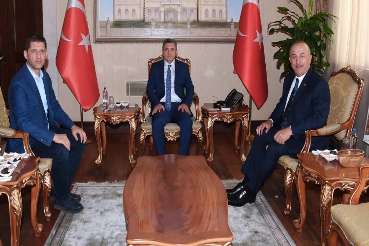 Antalya Valisi Şahin, Çavuşoğlu'nu ağırladı haberinin görseli