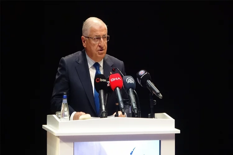 Milli Savunma Bakanı Güler Gebze Teknik Üniversitesi'nde konuştu haberinin görseli
