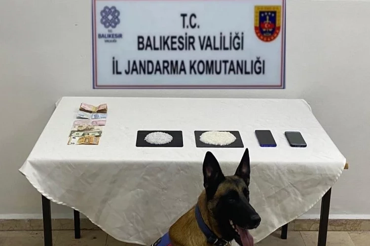 Balıkesir'de jandarmadan uyuşturucu operasyonu