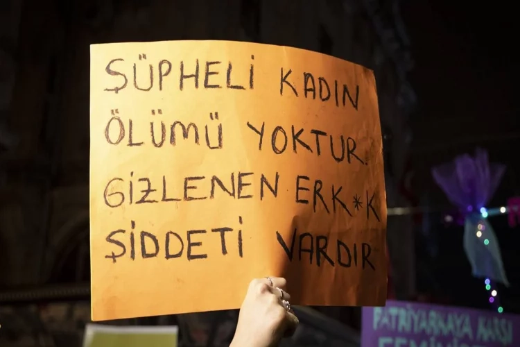 42 kadın öldürüldü, yarısı şüpheli olarak yansıdı haberinin görseli