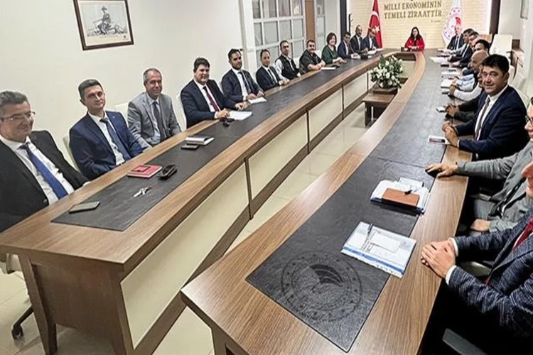 Çanakkale’de İl Tarım ve Orman Müdürlüğü’nde değerlendirme toplantısı haberinin görseli