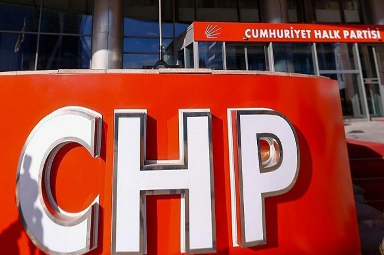 CHP’den ‘asansör firması’ iddiaları hakkında suç duyurusu haberinin görseli