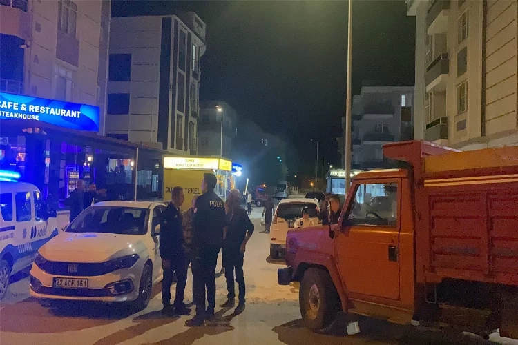 Sollama yapmak isterken kamyonete çarptı haberinin görseli