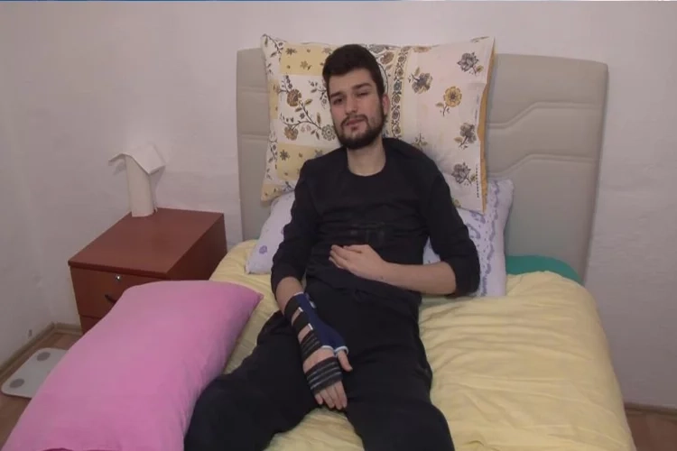 Mide ağrısıyla gitti, yanlış tedavi sonrası mide felci oldu haberinin görseli