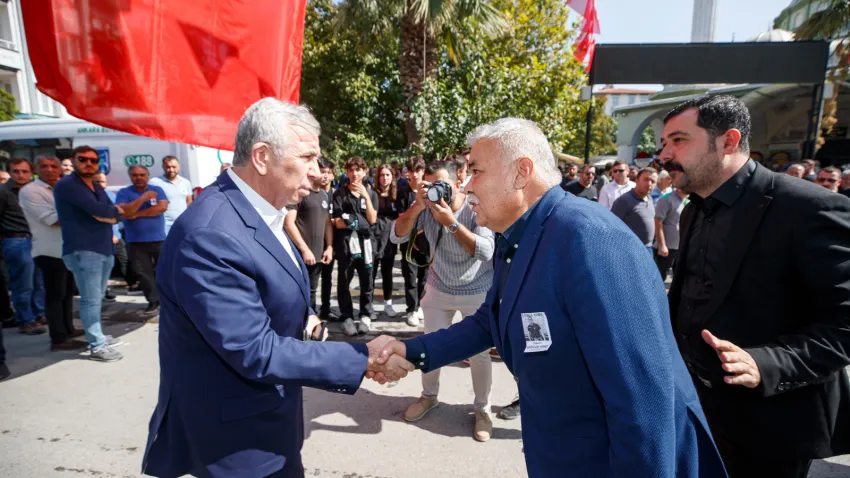 Şehit itfaiyeci Fahrican Yavaş'a duygusal veda (1)