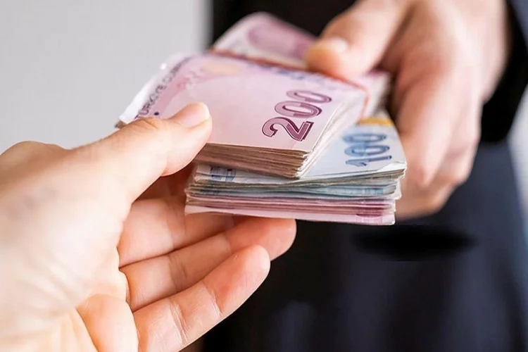 Bakan Göktaş duyurdu: Yaşlı ve engelli aylıkları bugün ödenecek haberinin görseli