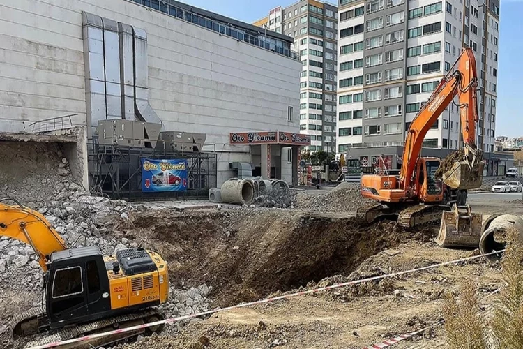 Ankara'da 11 katlı binada çökme haberinin görseli