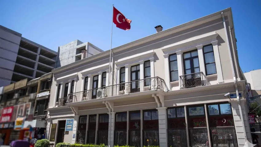 gazimuzesi_ilkses