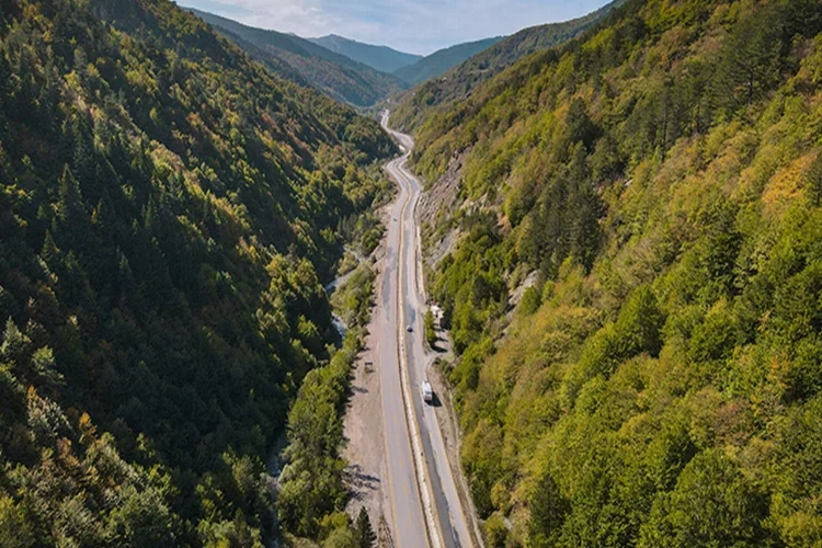 Ilgaz Dağı'nda sonbahar renkleri yayılmaya başladı