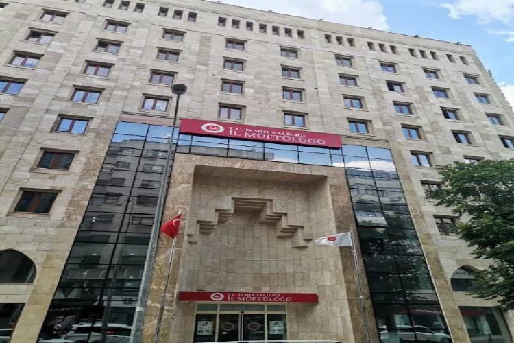 İzmir'e yeni il müftüsü... Resmi Gazete'de yayımlandı haberinin görseli