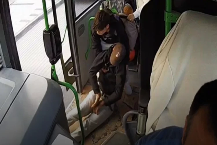 Bursa'da otobüs şoförü hayat kurtardı haberinin görseli