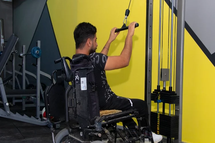 Büyükşehir'in fitness salonu özel gereksinimli bireylere özel haberinin görseli
