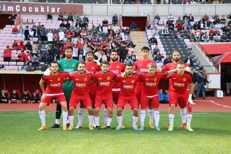 Eskişehirspor lige Demirspor deplasmanında start verecek haberinin görseli