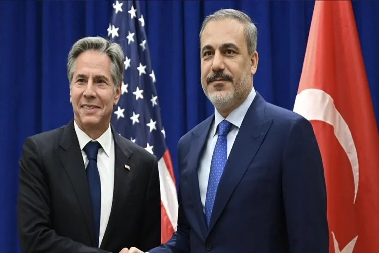 Bakan Fidan, ABD Dışişleri Bakanı Blinken ile telefonda görüştü haberinin görseli