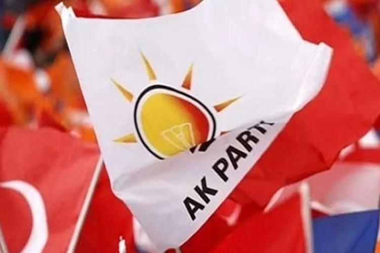 AK Parti’nin yeni yönetiminde İzmir’den kimler yer aldı?