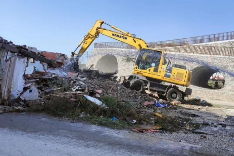 Manisa Cider yolunda kamulaştırma çalışmaları sürüyor haberinin görseli