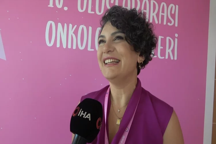 Kanser mücadelesini kazanan kadınlar hikayalerini anlattı haberinin görseli