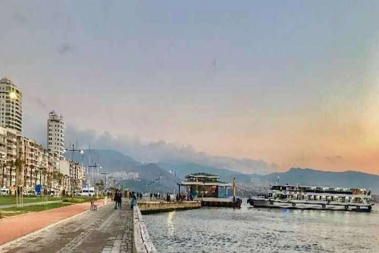 İzmir'de bugün hava nasıl olacak? İşte saatlik hava durumu 9.10.2023