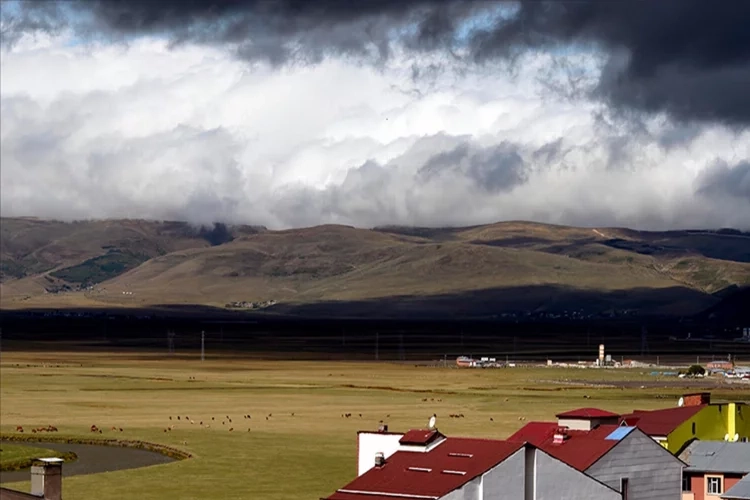 Meteorolojiden fırtına ve sağanak uyarısı haberinin görseli