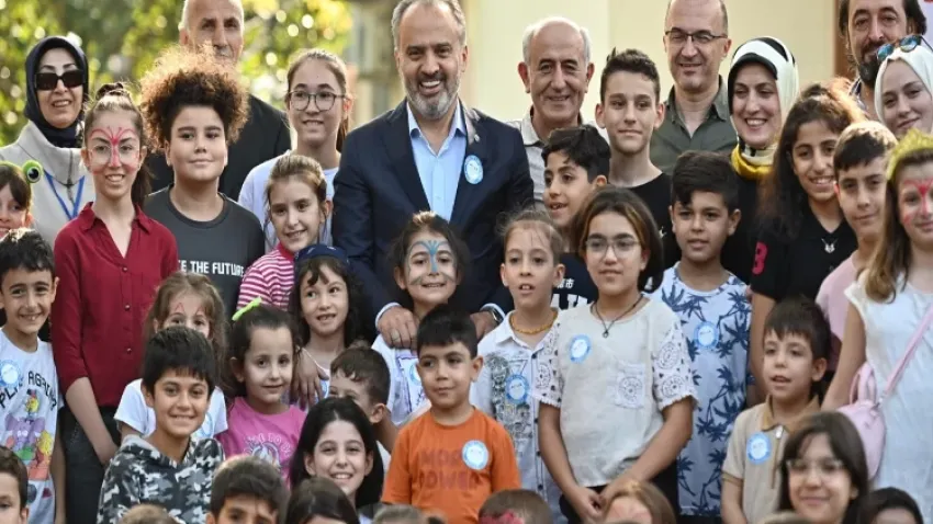 Bursa'da diyabet hastaları şenlikte buluştu haberinin görseli