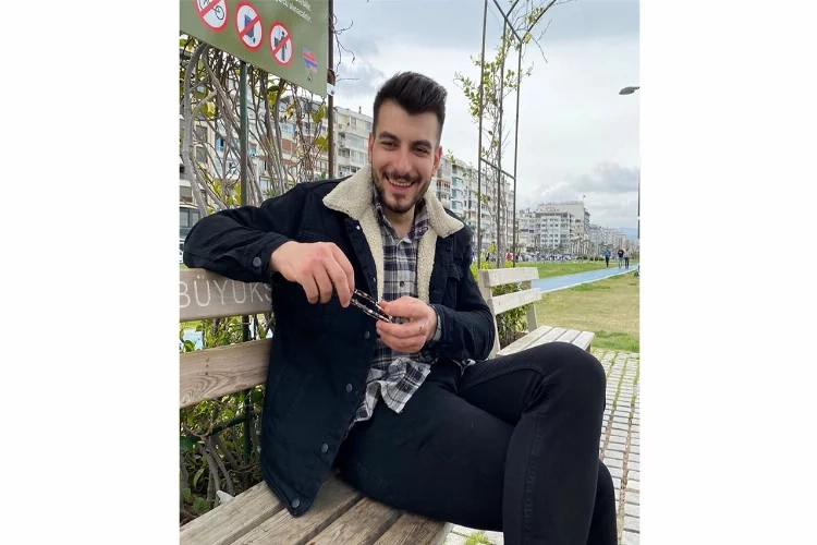 Ölmeden önce arkadaşını ziyaret edip böyle sarılmış haberinin görseli